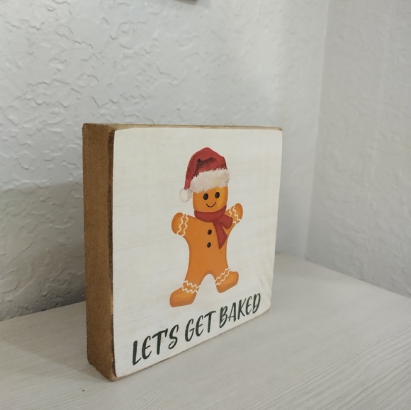 6" Gingerbread Man Sign Let's Get Baked Christmas Wooden Decor NEW - Picture 2 of 4